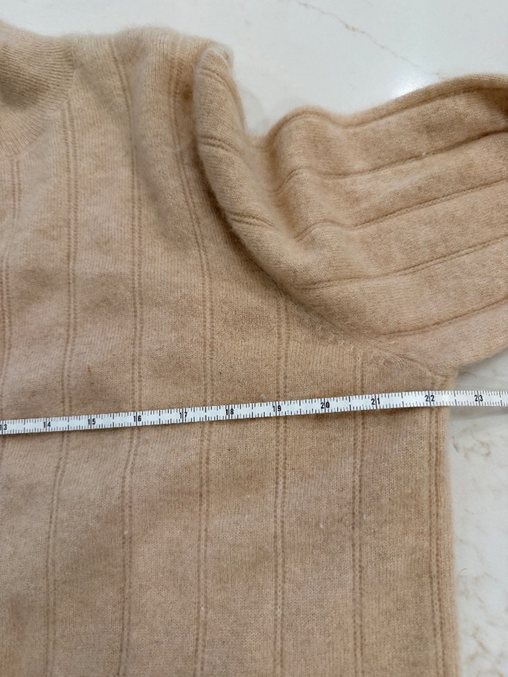 Amicale Cashmere 100% Cashmere Sweater Women’s XL Camel Tan Mock Neck Ribbed Kni - Picture 3 of 5